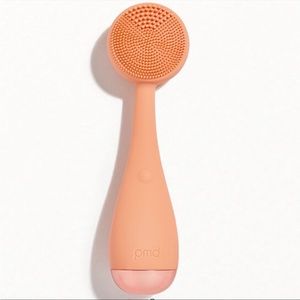 PMD Facial Cleaning Brush